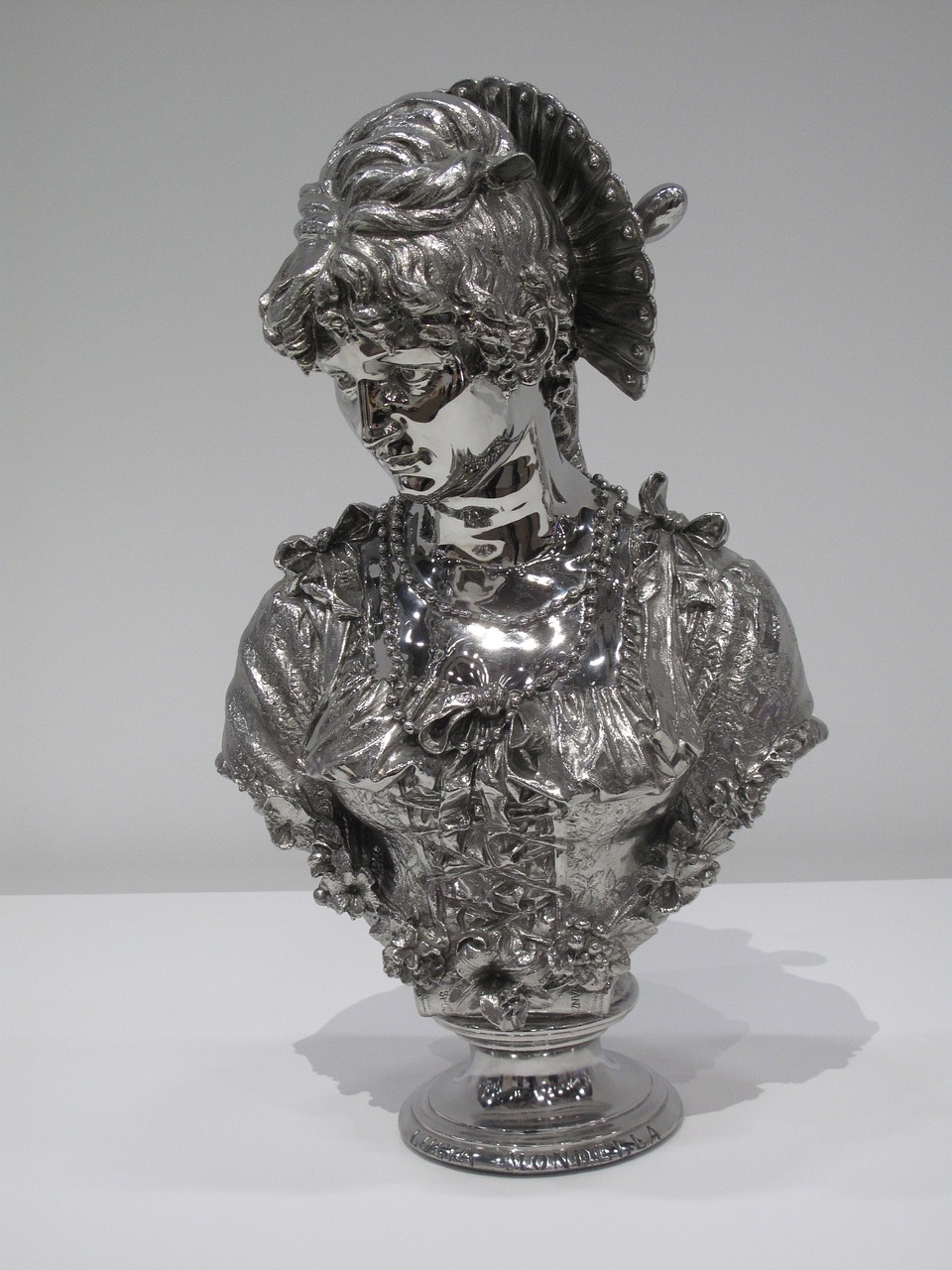 郭德綱最新作品,傳統(tǒng)與現(xiàn)代交融的藝術(shù)瑰寶亮相舞臺!