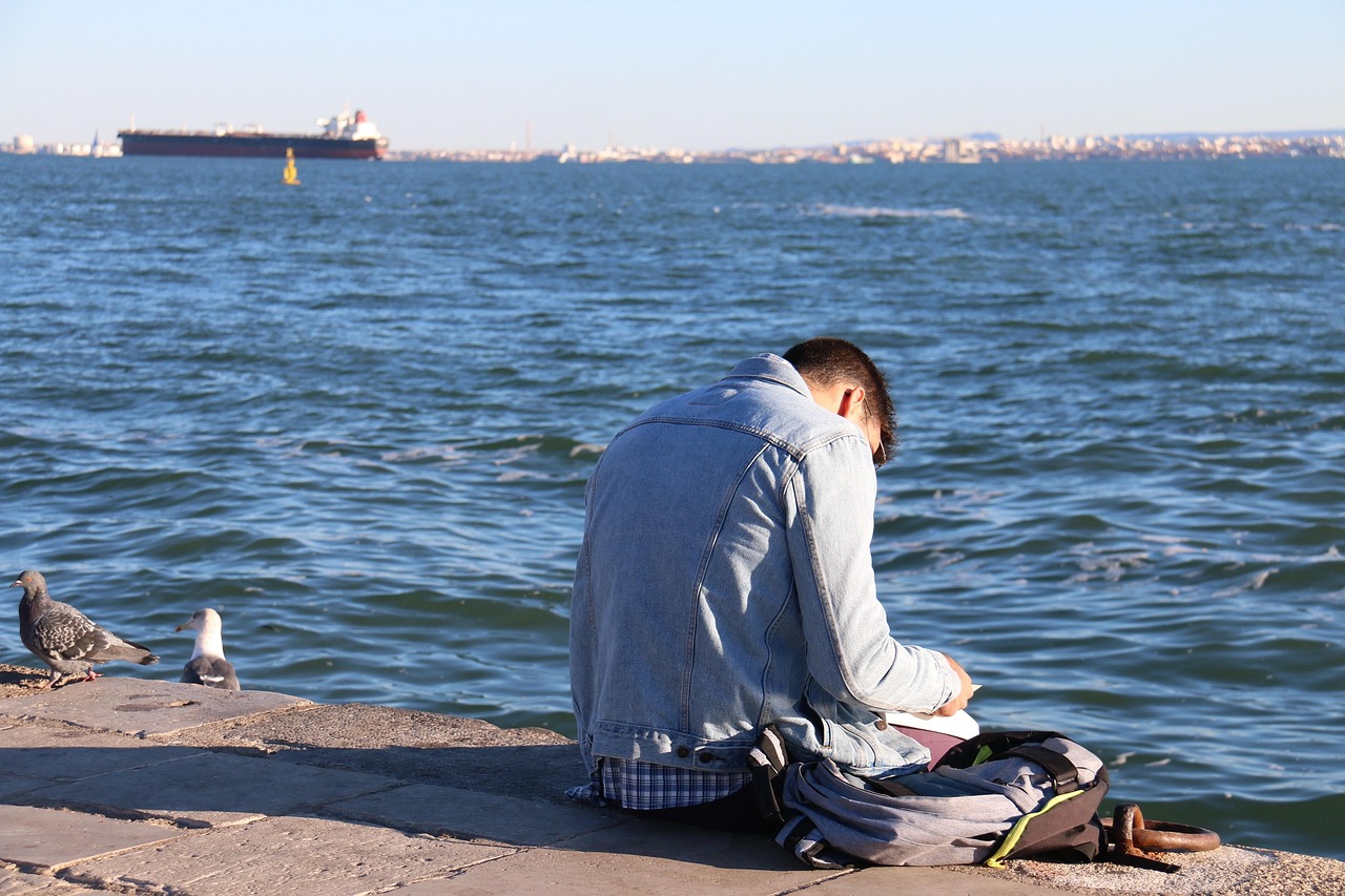 兄妹戀電視劇，情感糾葛與人性的深度探索