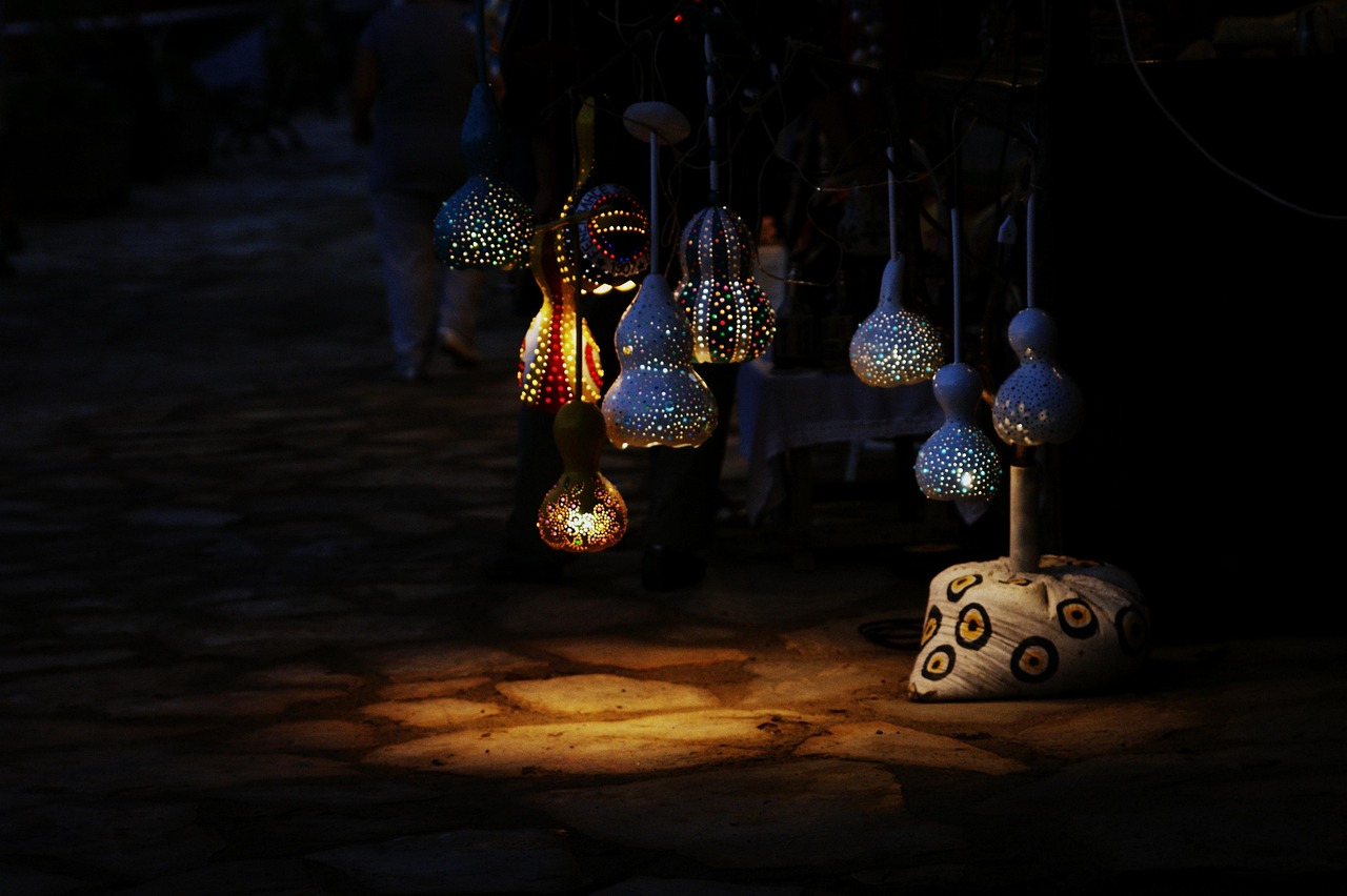 紅夜與電影，光影藝術(shù)的探索之旅