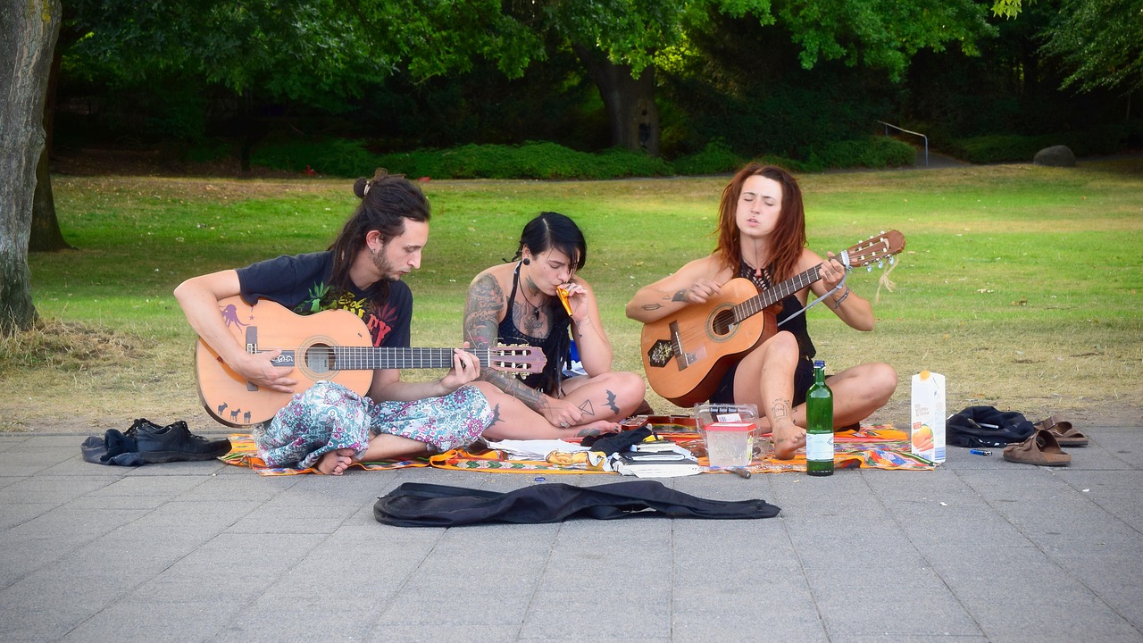 幕后英雄的真實寫照，演員跟組揭秘