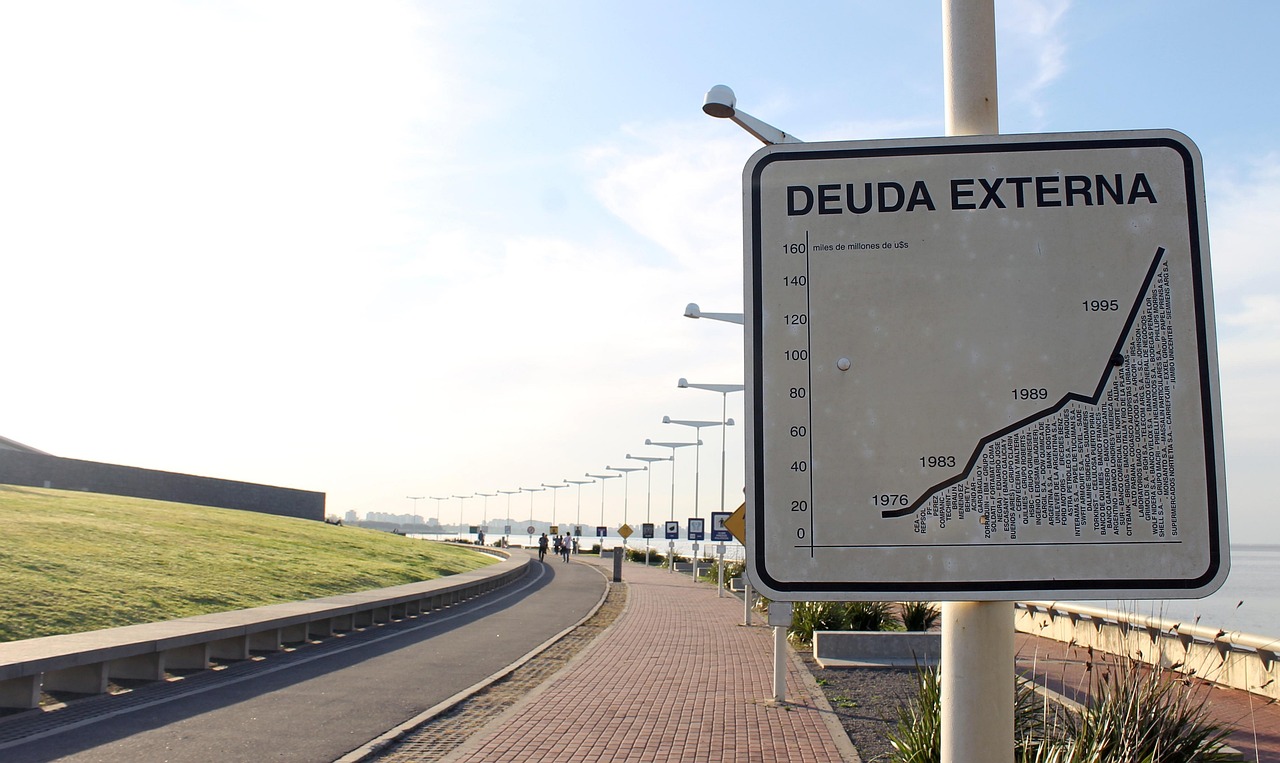 美國政治、經(jīng)濟與社會動態(tài)最新快訊