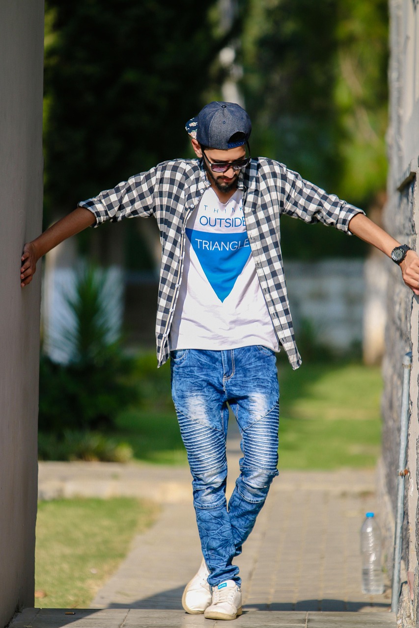 男明星帽子，時尚潮流的象征與個人風格的獨特展現(xiàn)