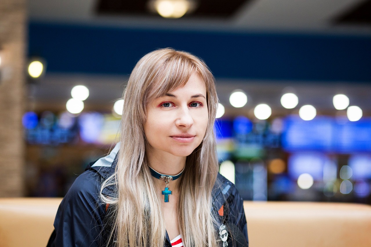 星光璀璨下的藝術(shù)人生——演員李萌的成長之路