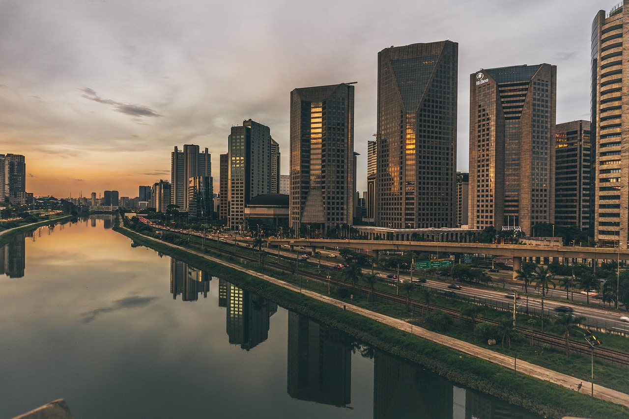 長江鋁錠今日價格深度解析及市場走勢探討