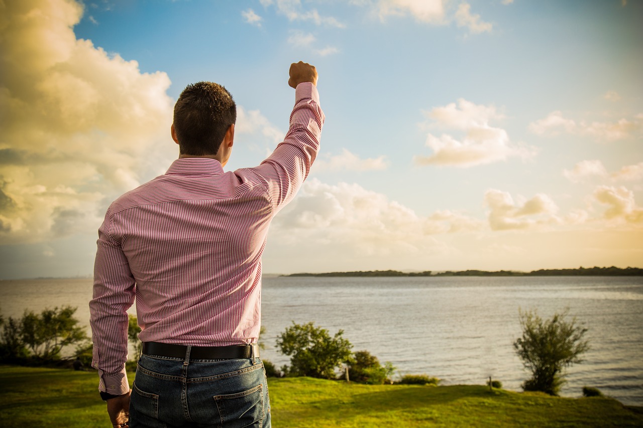 試婚老公的深情守護(hù)，寵愛(ài)到底的旅程