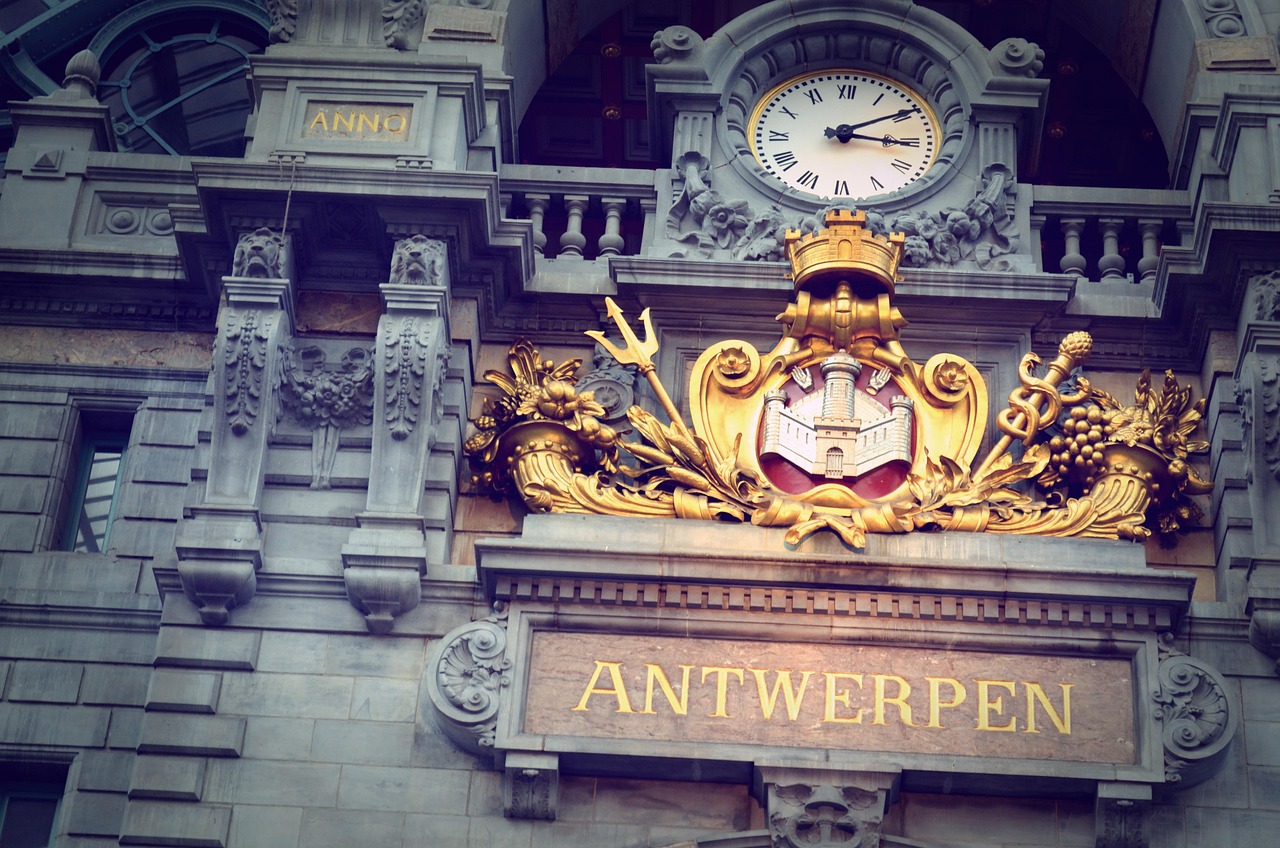 紅樓夢新版重塑經(jīng)典魅力，重塑紅樓夢的輝煌之路