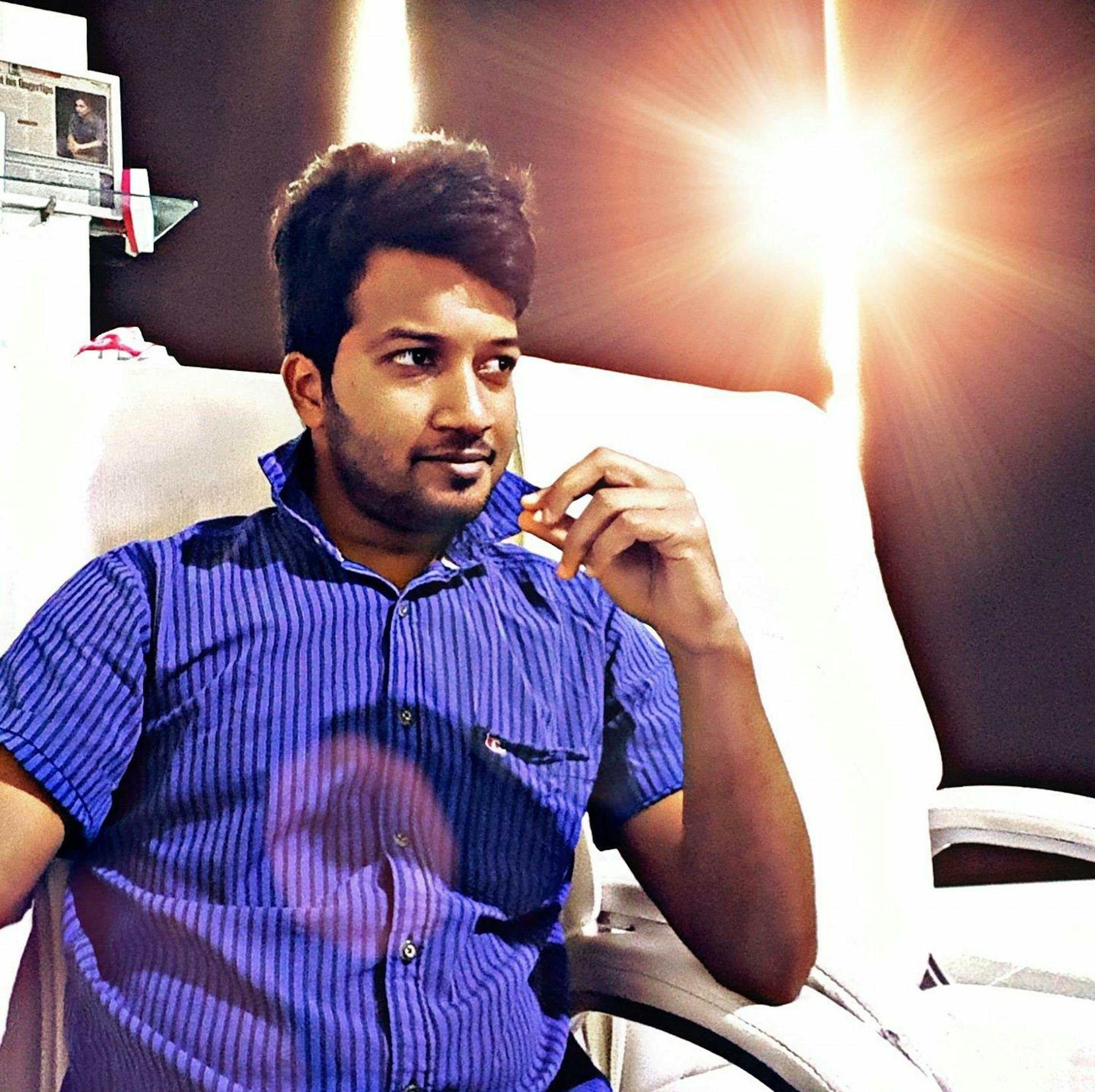 演員李學(xué)東，演藝之路的閃耀之星