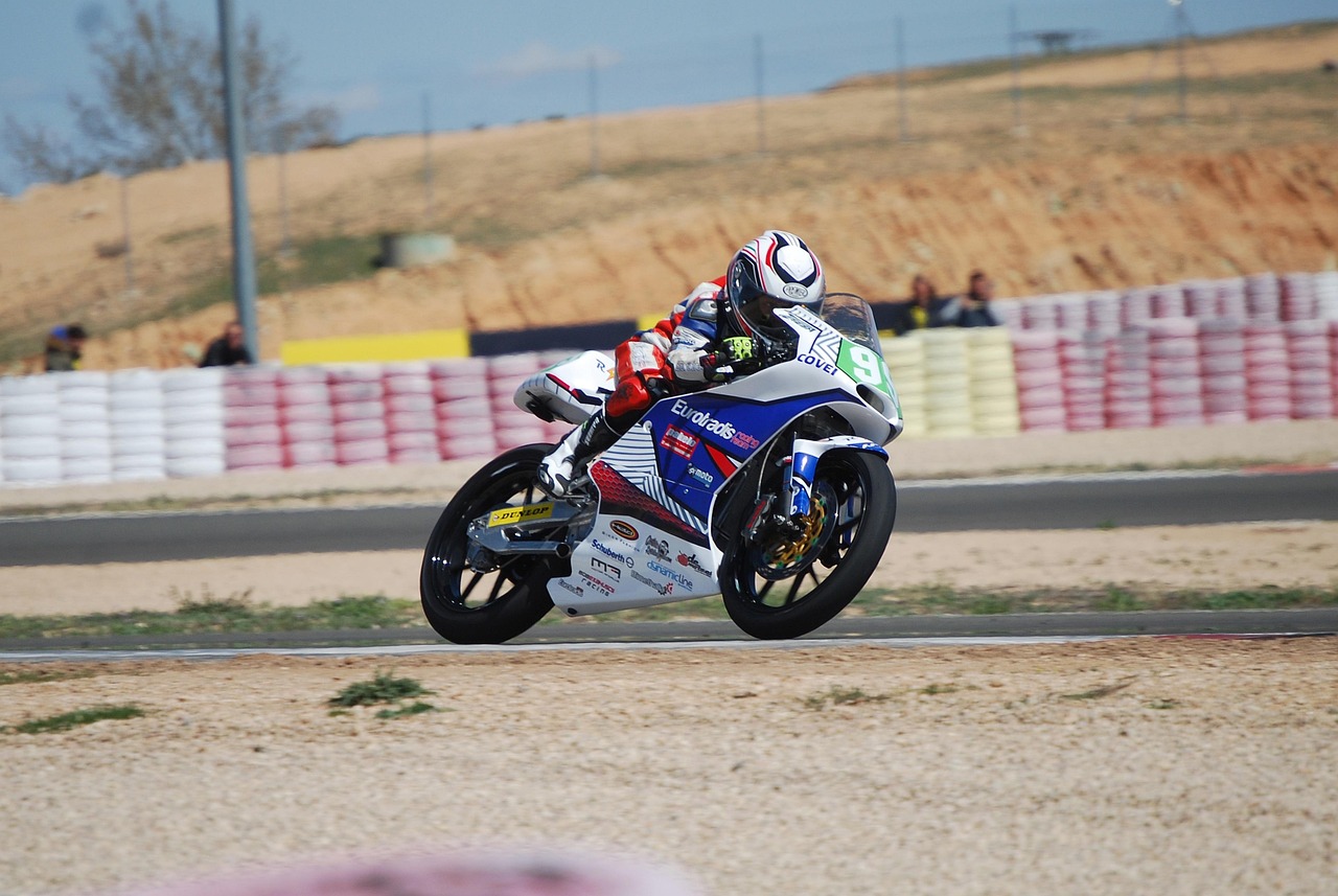 最新冒險(xiǎn)賽車,速度與激情的極致挑戰(zhàn)