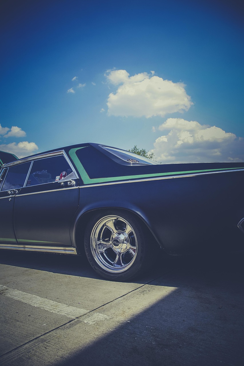 帕拉梅拉價(jià)格深度解析與影響因素探討,全方位了解車(chē)輛價(jià)值及影響因素