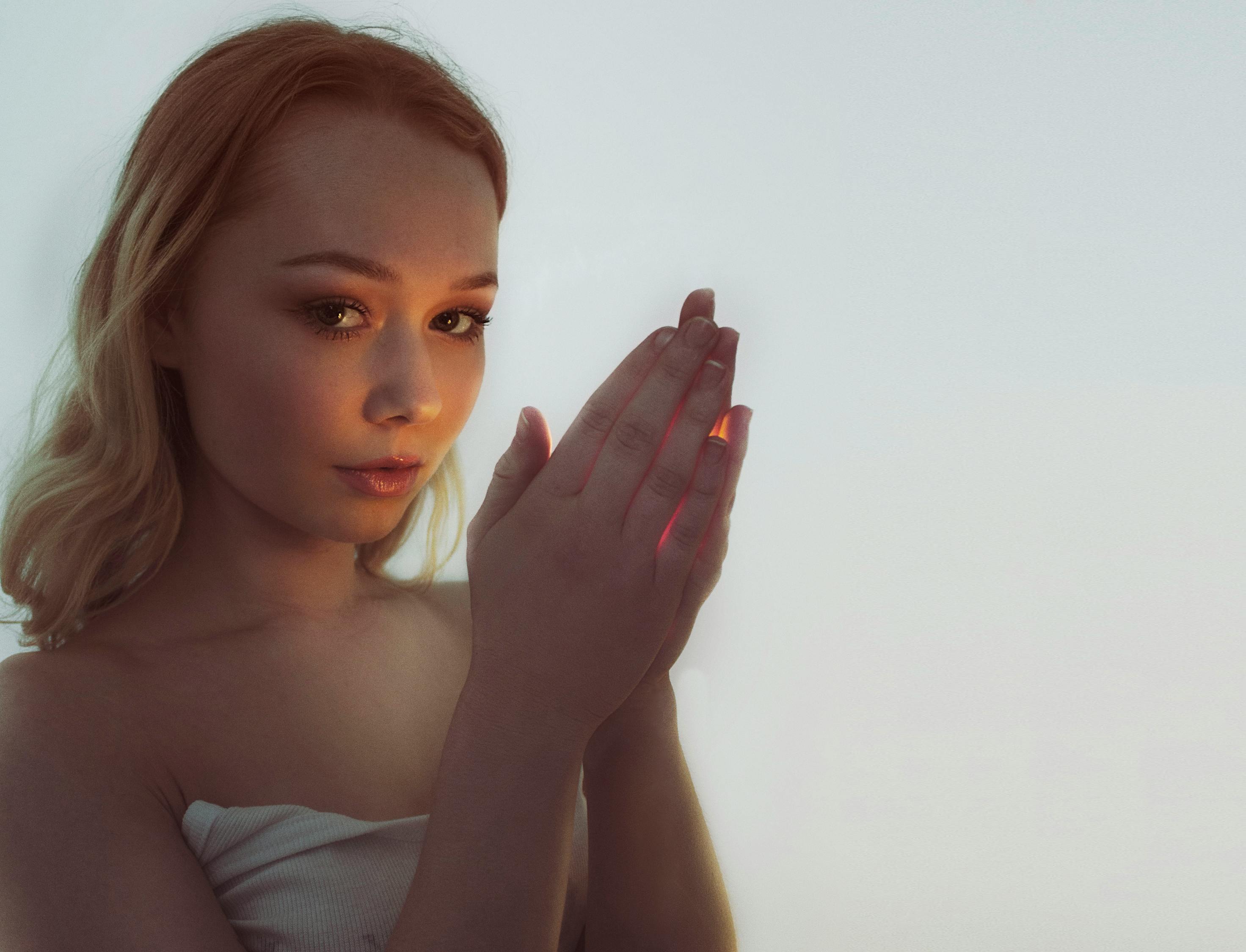 韓國(guó)演員尹晶喜，閃耀的明星之光之旅