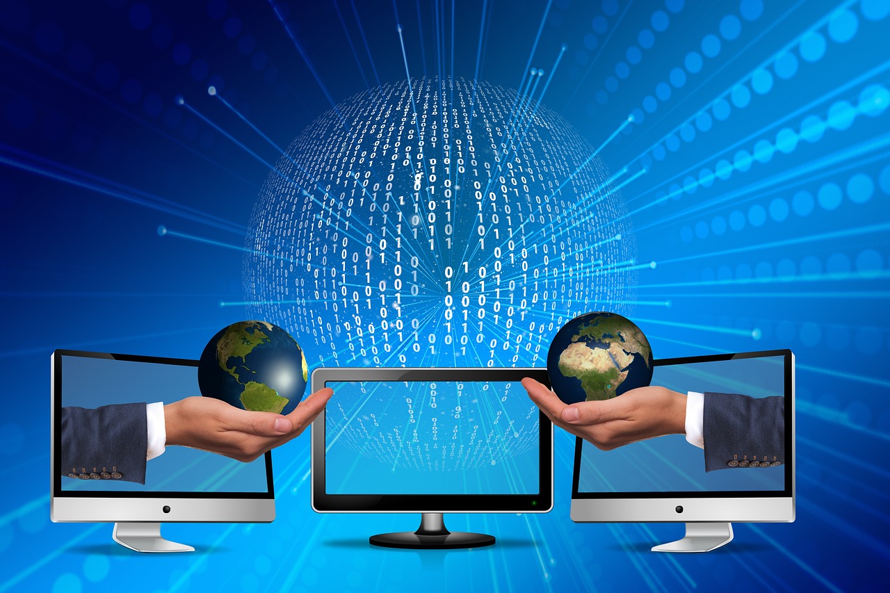 小明探索互聯網最新網站，領略時代無限可能的風采