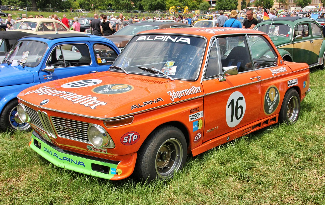 賽車比賽,速度與激情的極致展現(xiàn)之夜