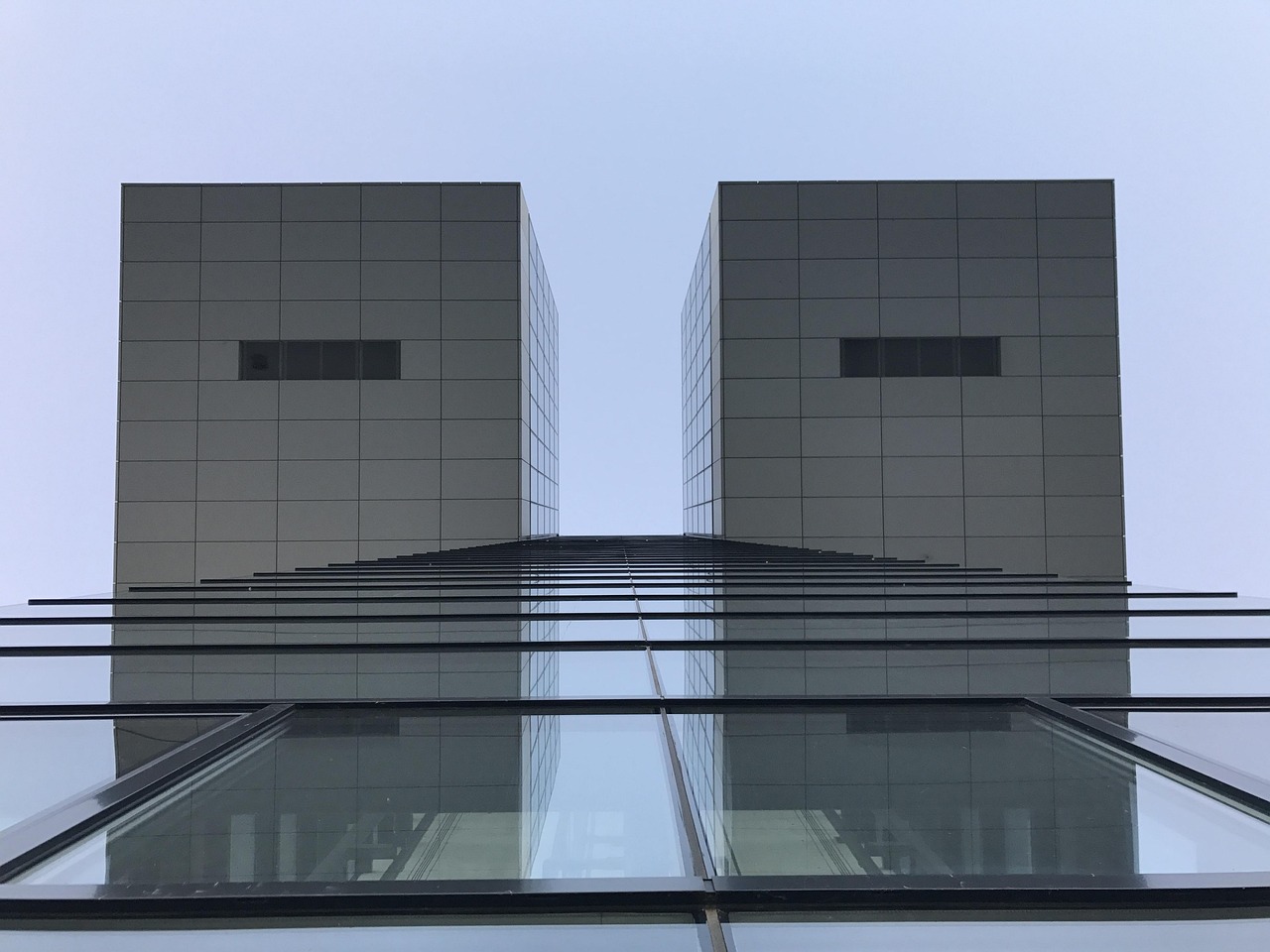 現(xiàn)代城市防御新理念與技術(shù)革新探索,守城最新動態(tài)