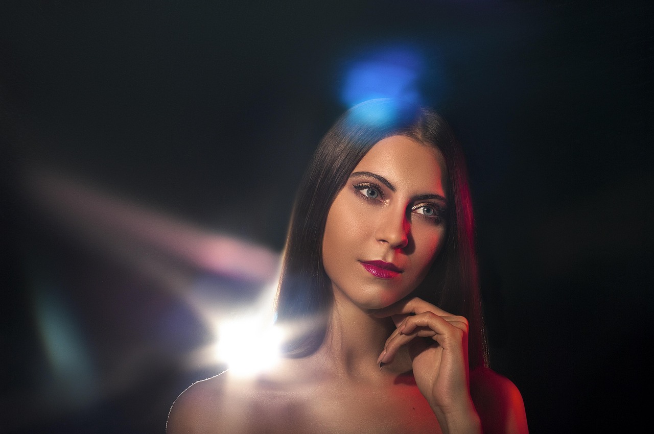 動(dòng)漫版美女，美輪美奐的視覺(jué)盛宴