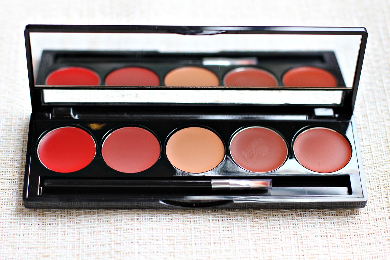 最新口紅潮流，時(shí)尚色彩的魅力之旅探索