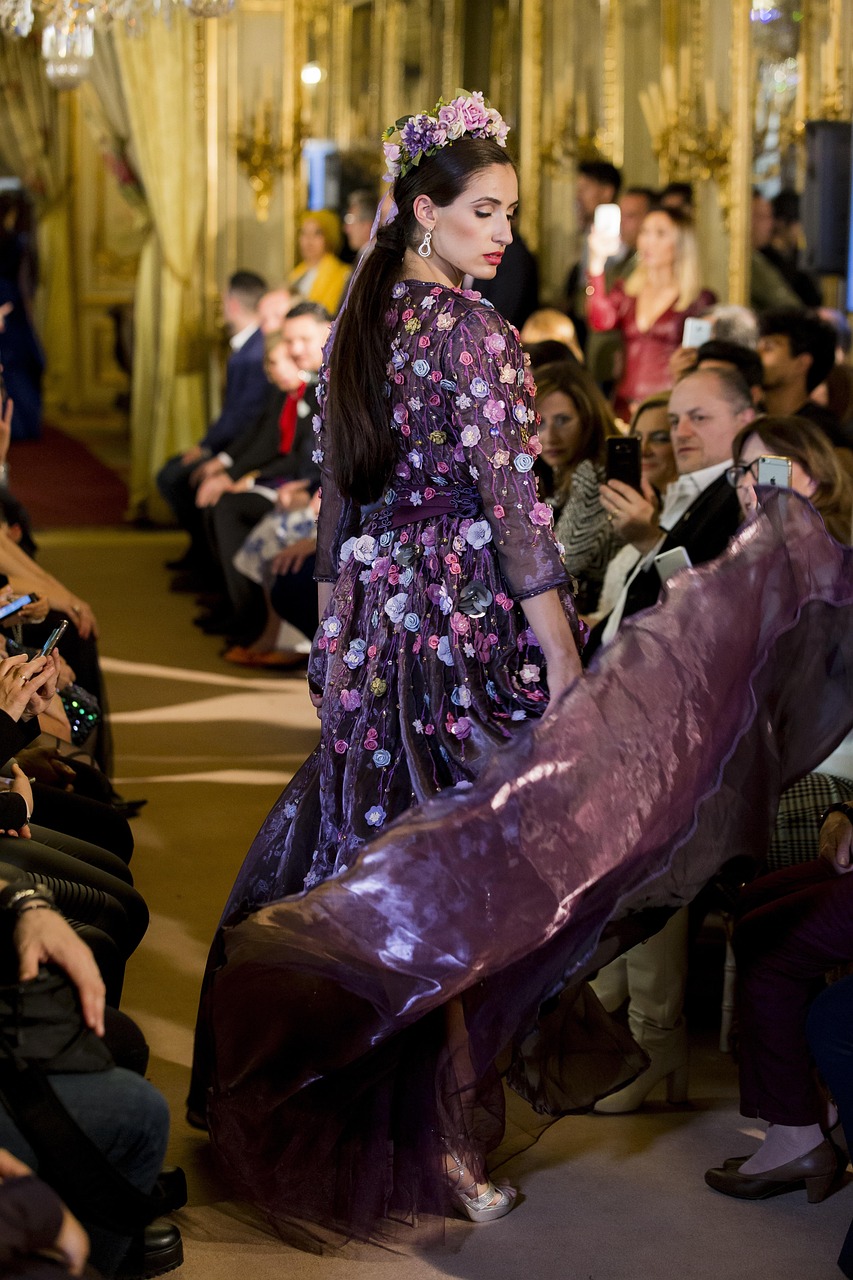 時(shí)尚街拍揭秘，絲襪風(fēng)采的獨(dú)特魅力與流行趨勢(shì)展現(xiàn)街頭風(fēng)尚的魅力瞬間！