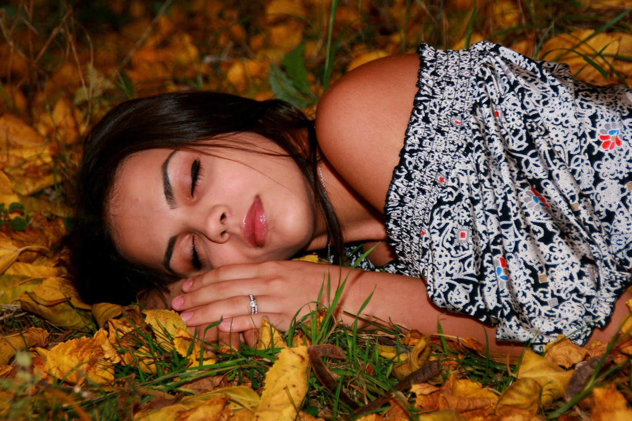 緬懷逝去的明星,生命無(wú)常,懷念永恒