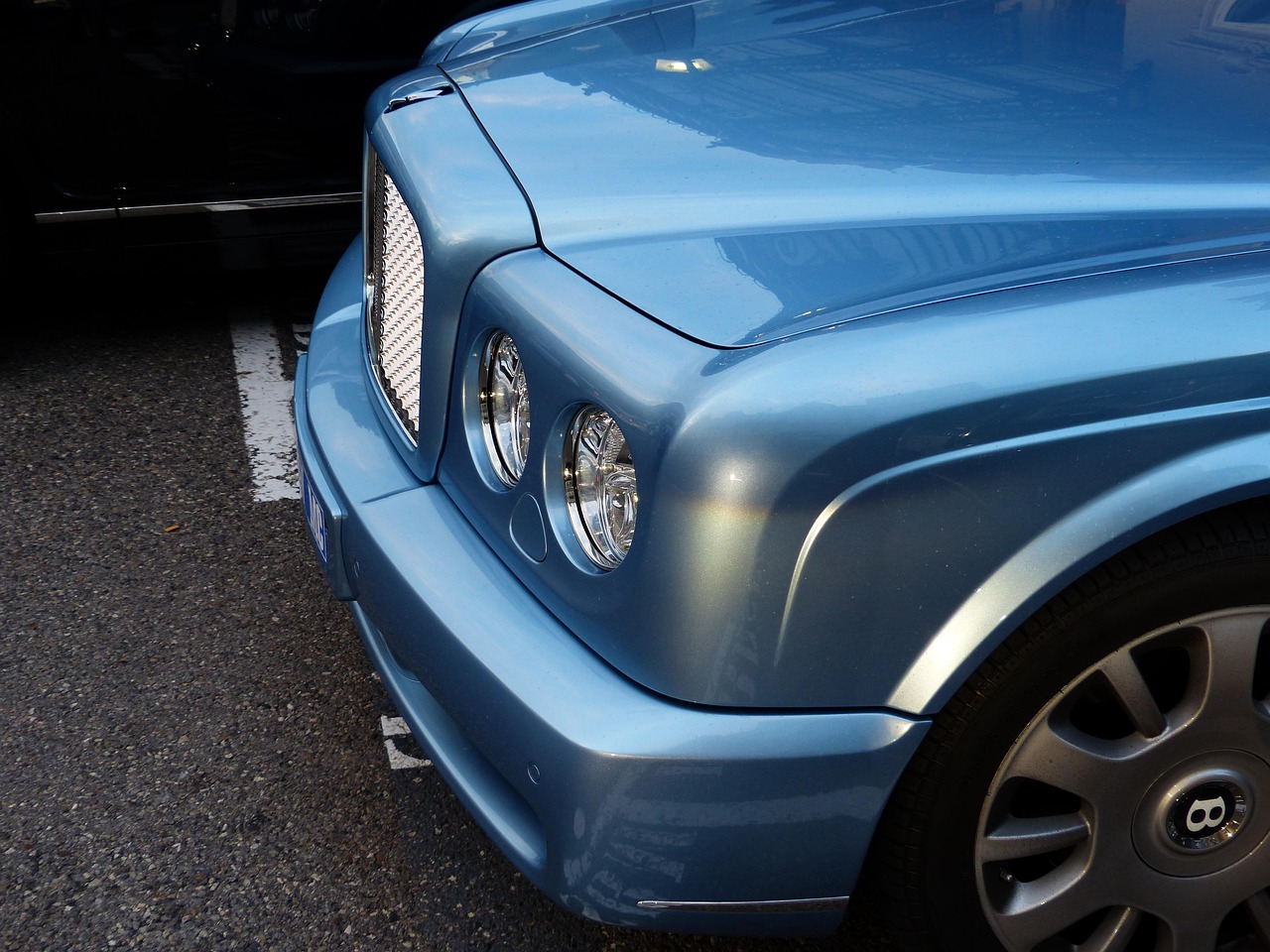 賓利轎車價(jià)格,豪華與性能的完美融合之選