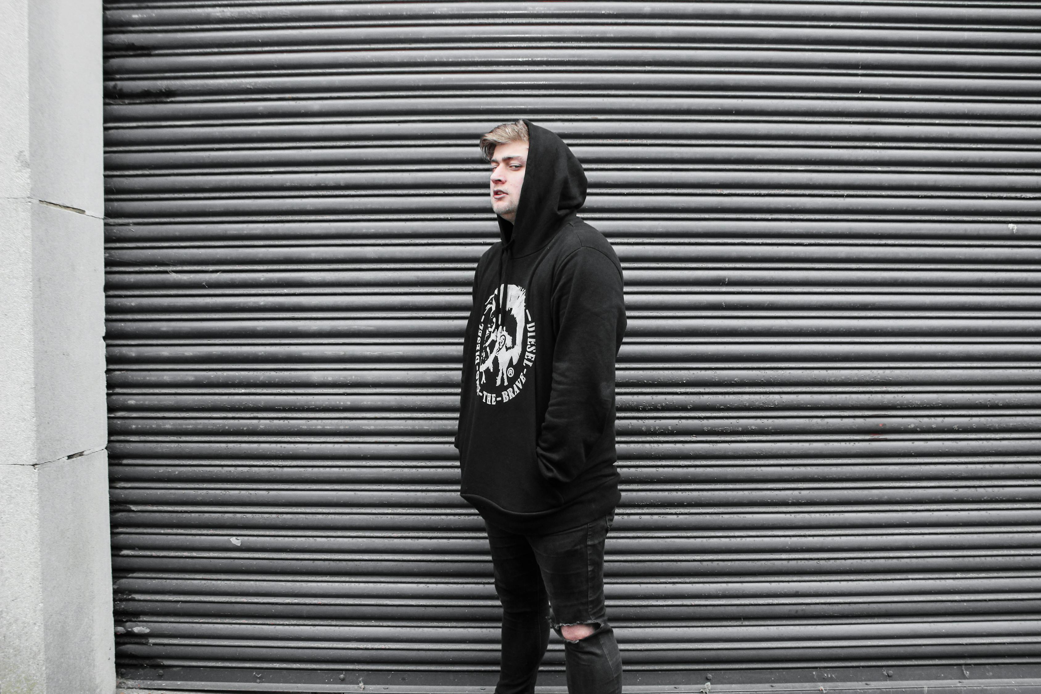 最新時尚街拍風(fēng)采,潮流前沿的獨特韻味展示