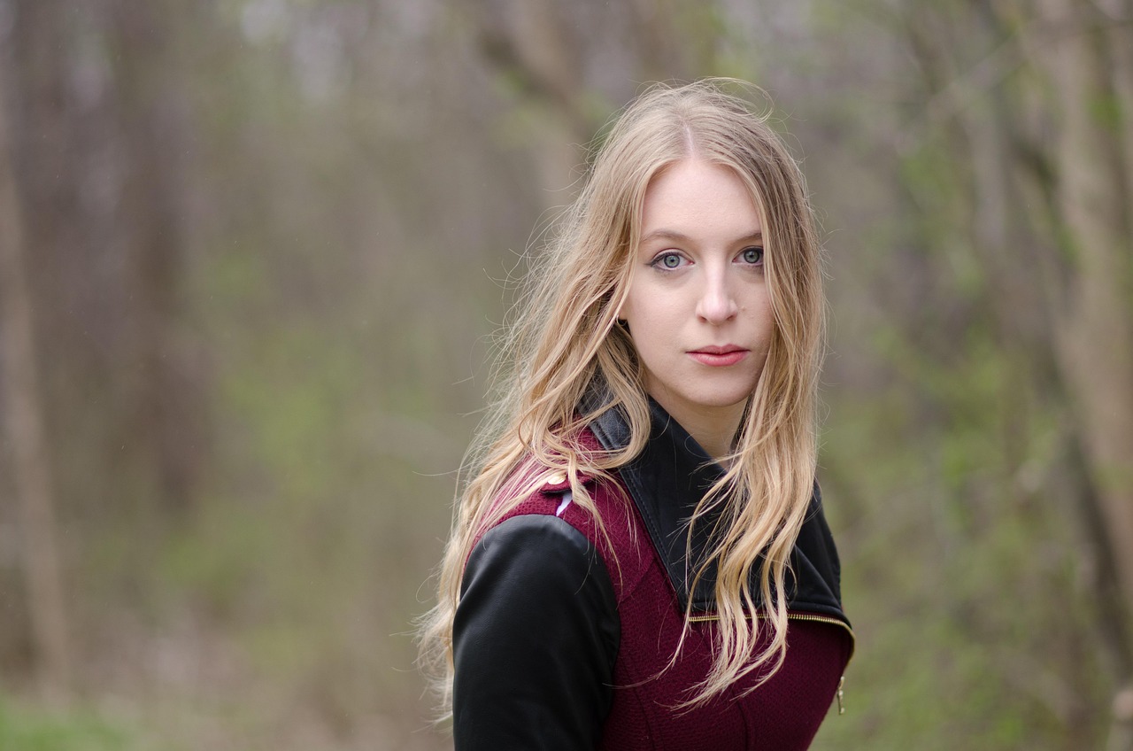 庚金女明星，閃耀之星，魅力無窮