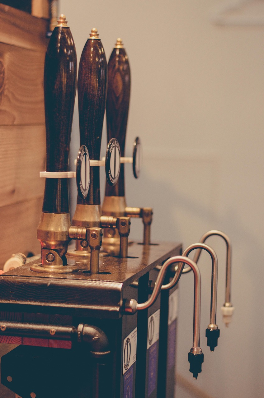 藍(lán)帶啤酒價格表揭秘,市場啤酒價格動態(tài)探究