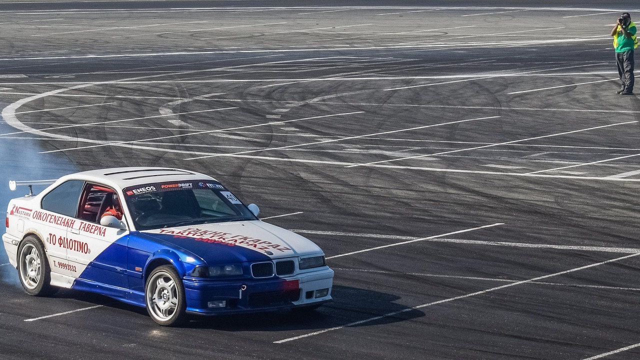 極速賽車破解版最新全面解析與攻略