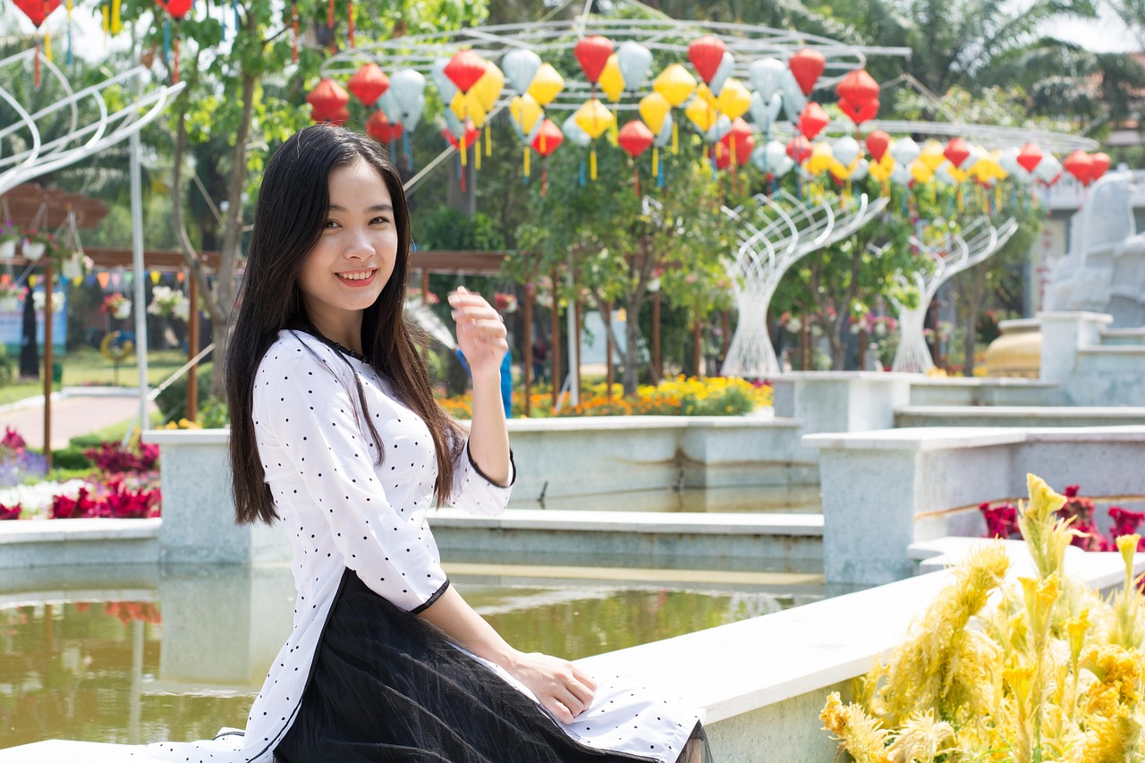 最新少女風采，青春魅力的絢爛綻放