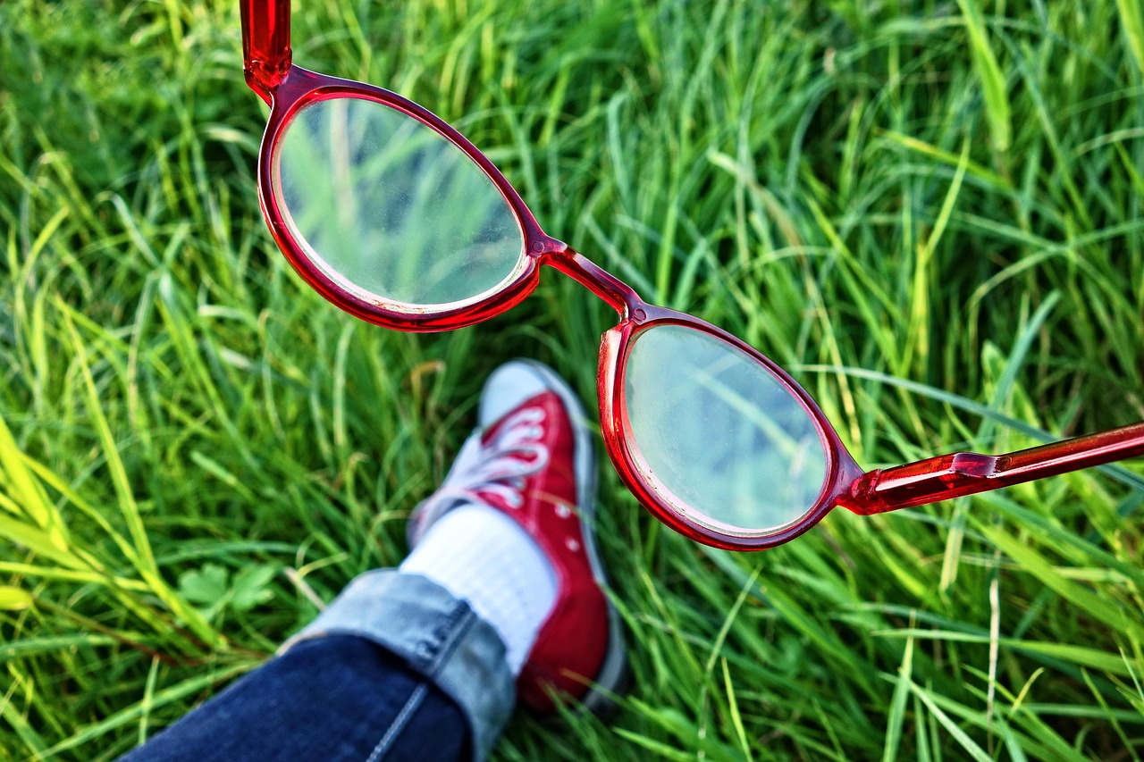 探索未來視力矯正之道,近視治療新方法綜述