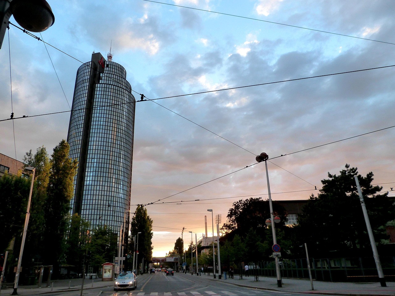 中國核電上市時(shí)間的探索與解析,發(fā)展歷程及市場機(jī)遇