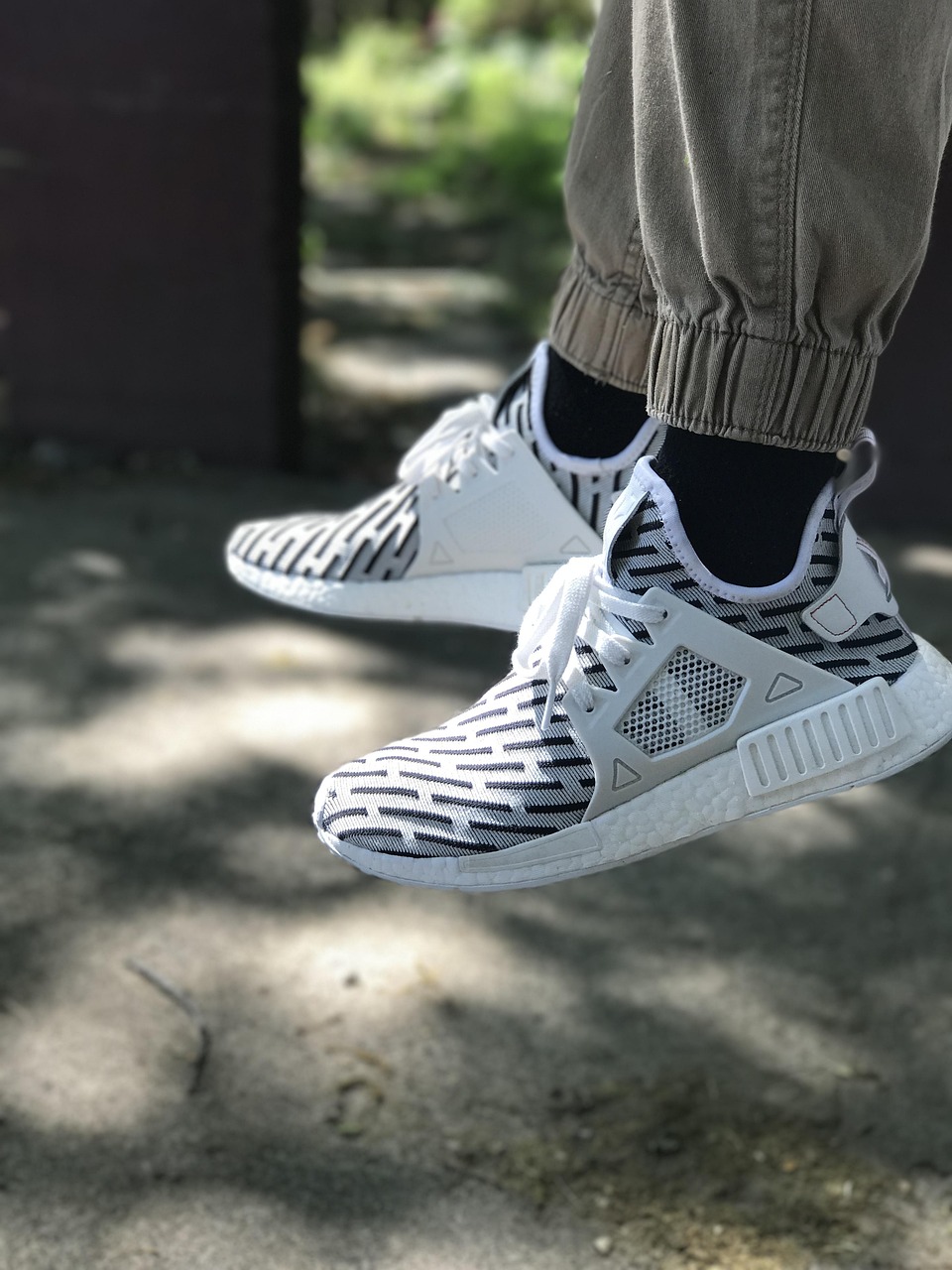 明星籃球鞋，時(shí)尚競(jìng)技的完美結(jié)合