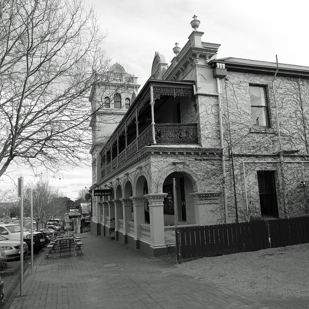 廣州酒家上市之路，歷史沿革、市場展望與上市時間揭秘