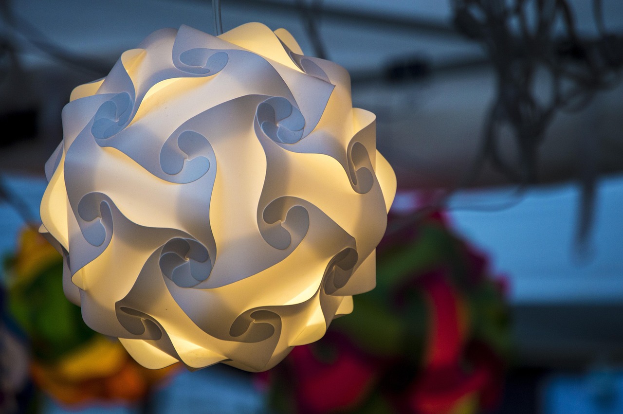 明動(dòng)漫,點(diǎn)亮世界之光