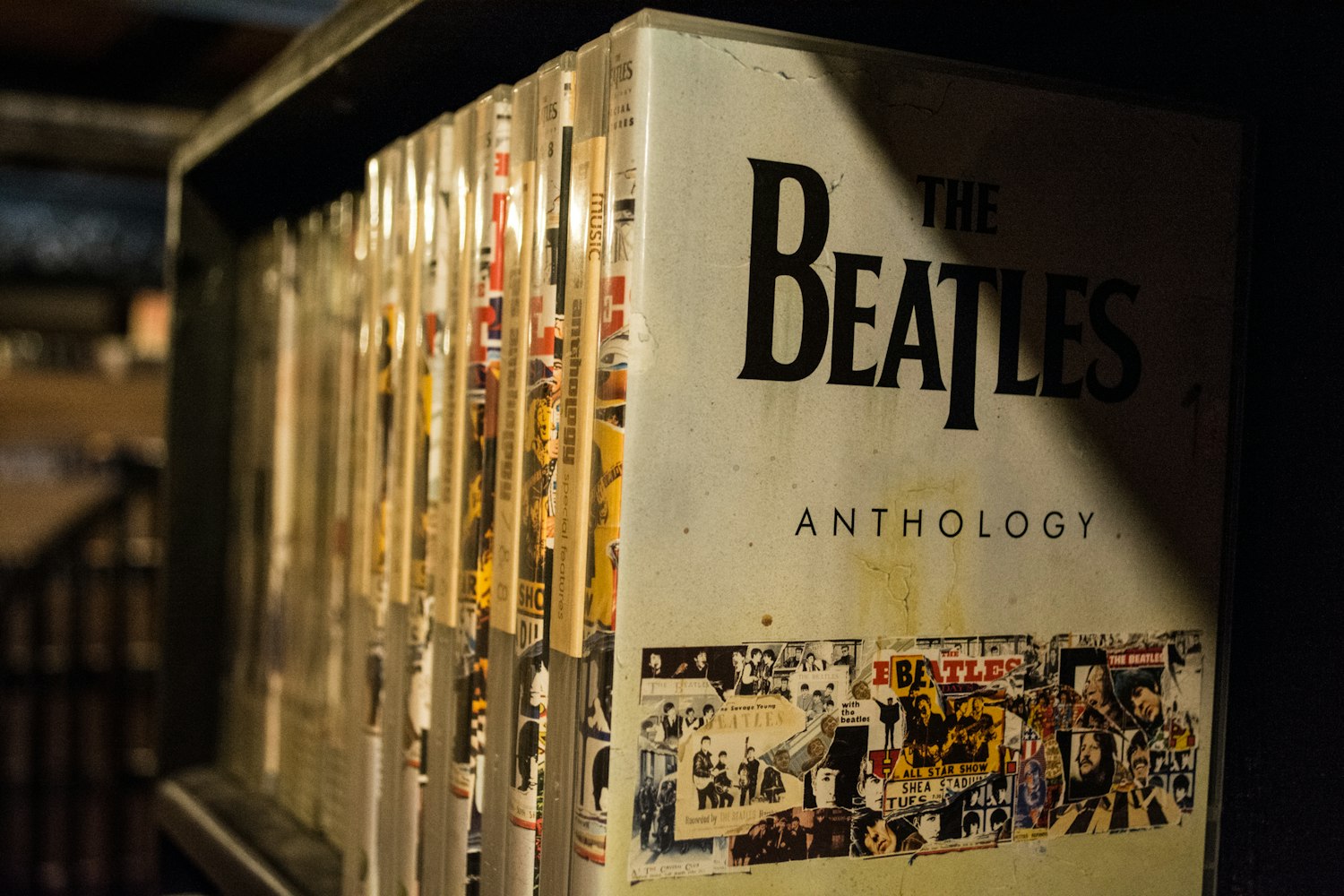 柳時(shí)元，音樂與影視領(lǐng)域的耀眼明星最新動(dòng)態(tài)