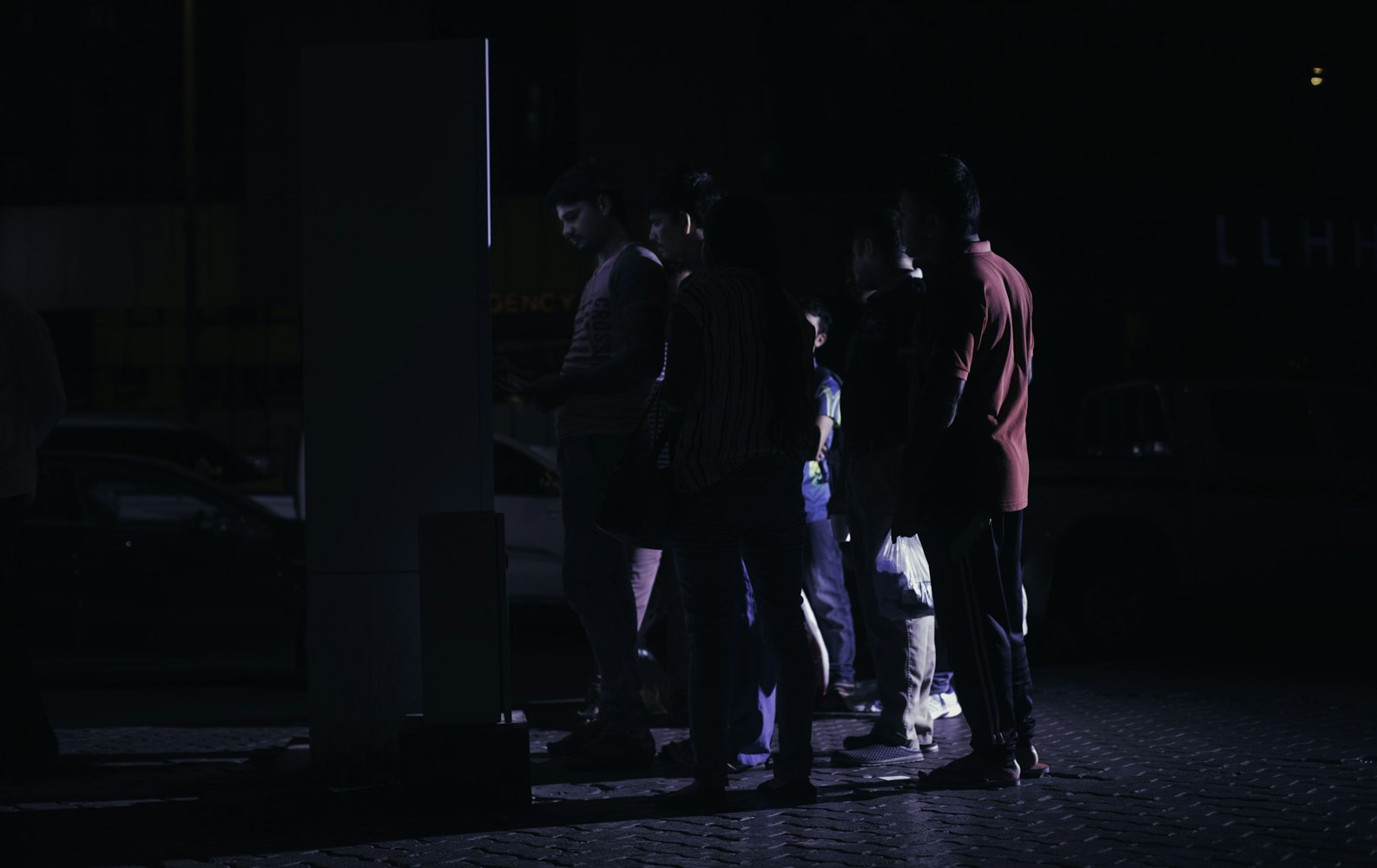 摩登家庭新一季，現(xiàn)代家庭新面貌與情感糾葛揭秘