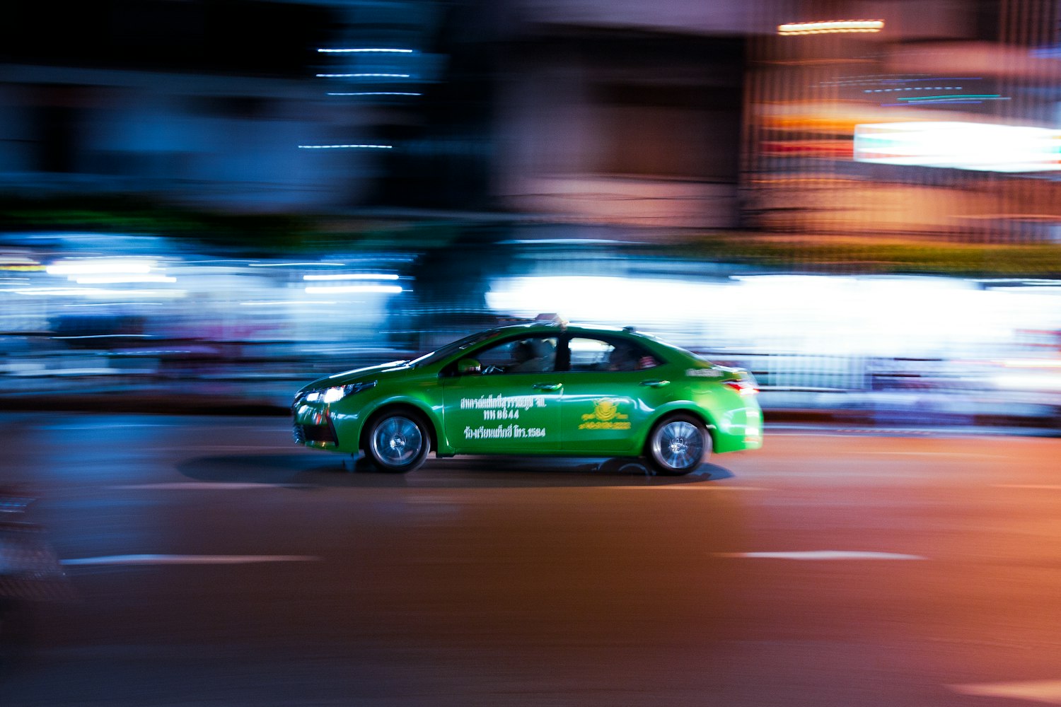 一嗨租車上市引領汽車租賃行業(yè)新篇章